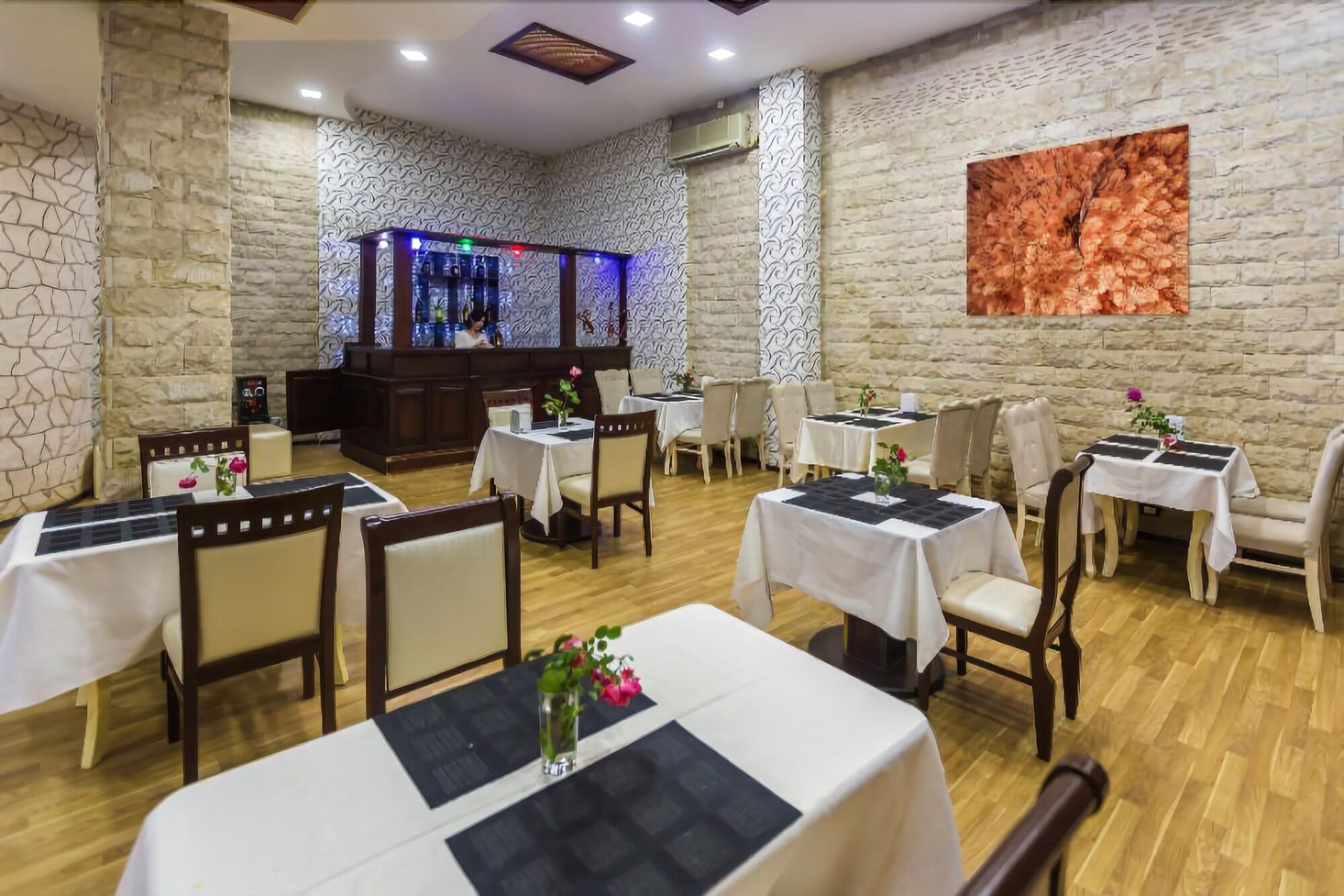 Vania Hotel Bakoe Buitenkant foto